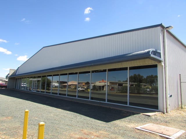 Click to view all images 2 Matong Road Echuca VIC 3564 - Image 1