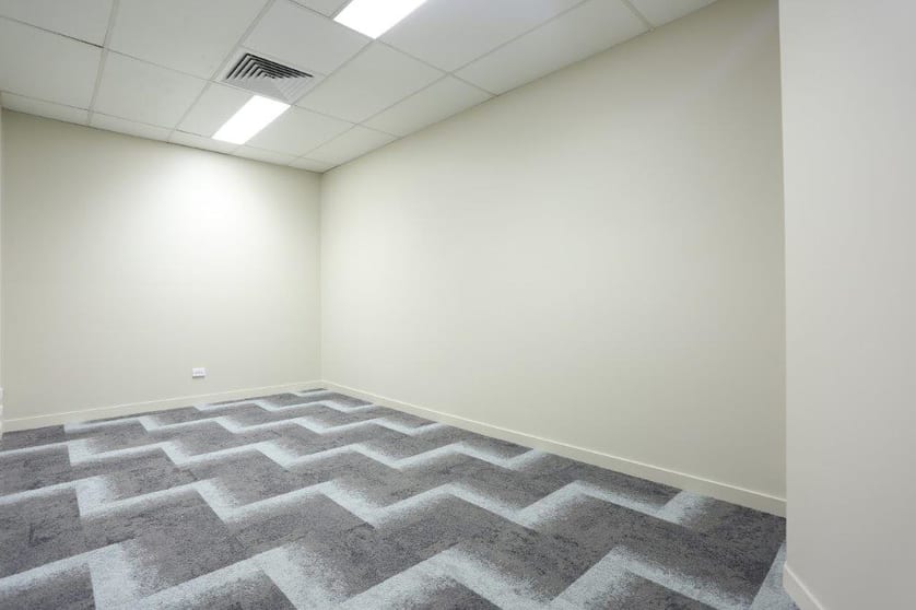 Click to view all images 2/77 Shore Street Cleveland QLD 4163 - Image 2