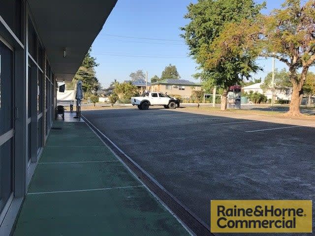 Click to view all images Shop 4/59 Marshall Road Rocklea QLD 4106 - Image 3