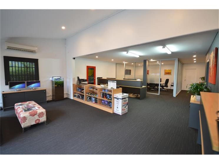 Click to view all images Unit 1/87-89 Mitchell Road Cardiff NSW 2285 - Image 3