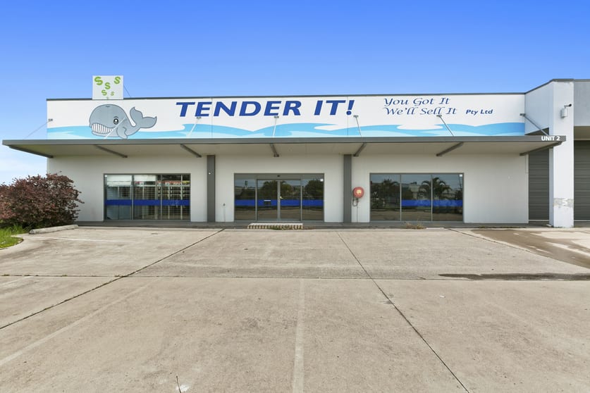 Click to view all images Unit 2/124 Beach Road Urraween QLD 4655 - Image 1