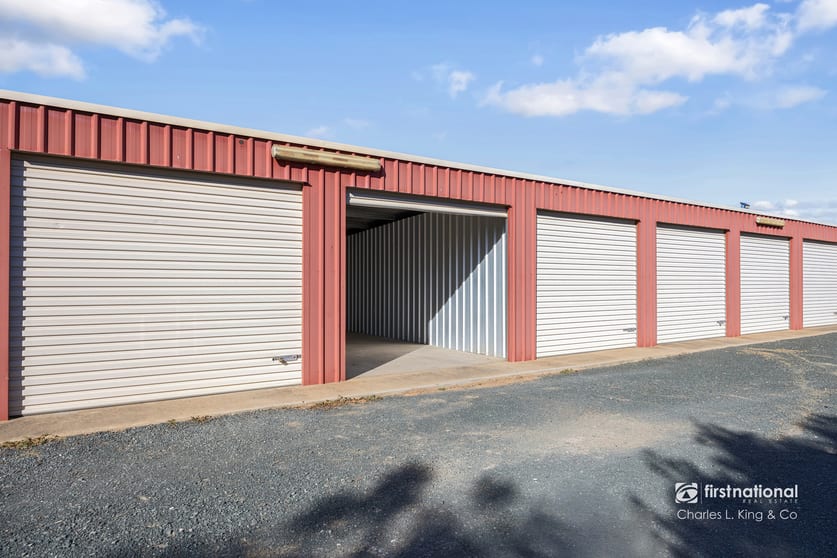 Click to view all images 9 Mitchell Street Echuca VIC 3564 - Image 3