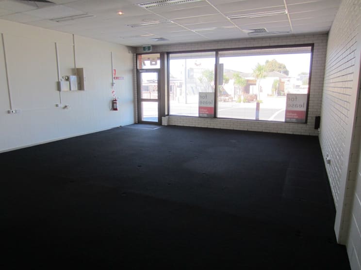 Click to view all images shop 1/67 Pakington Street Geelong West VIC 3218 - Image 2