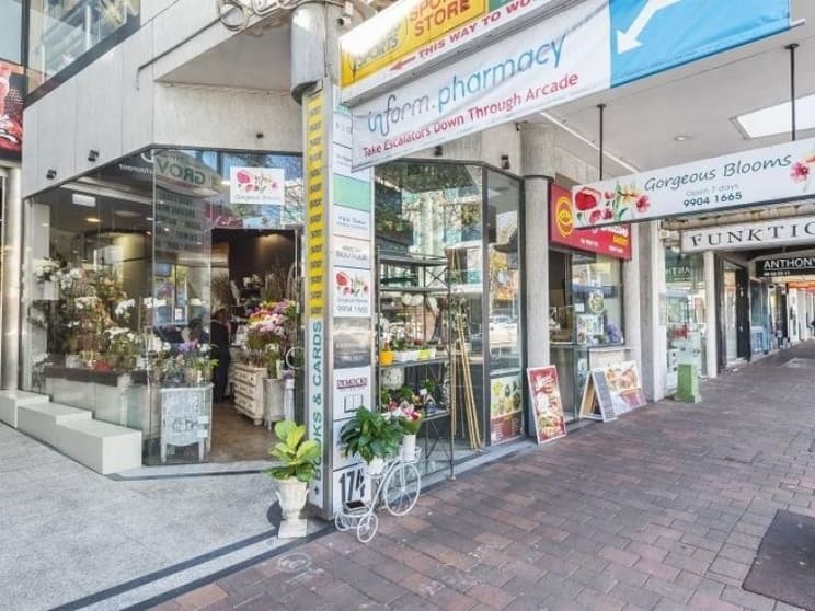 Click to view all images 166 - 174 Military Road Neutral Bay NSW 2089 - Image 2