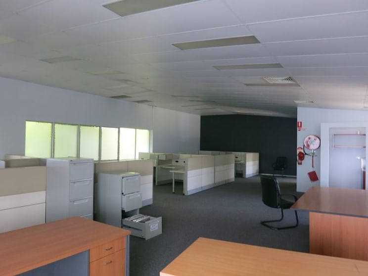 Click to view all images 7/9 Frinton Street Southport QLD 4215 - Image 3
