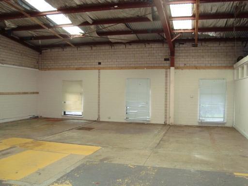 Click to view all images 27 Winterton Road Clayton VIC 3168 - Image 3