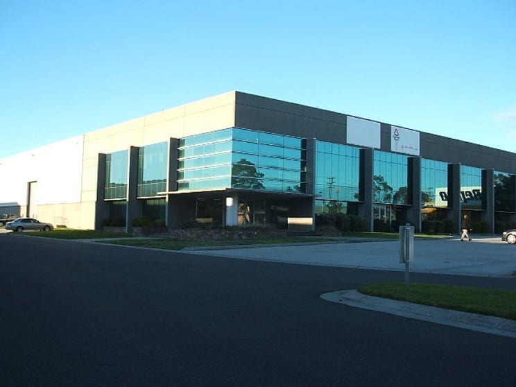 Click to view all images 92 Bell Street Preston VIC 3072 - Image 2