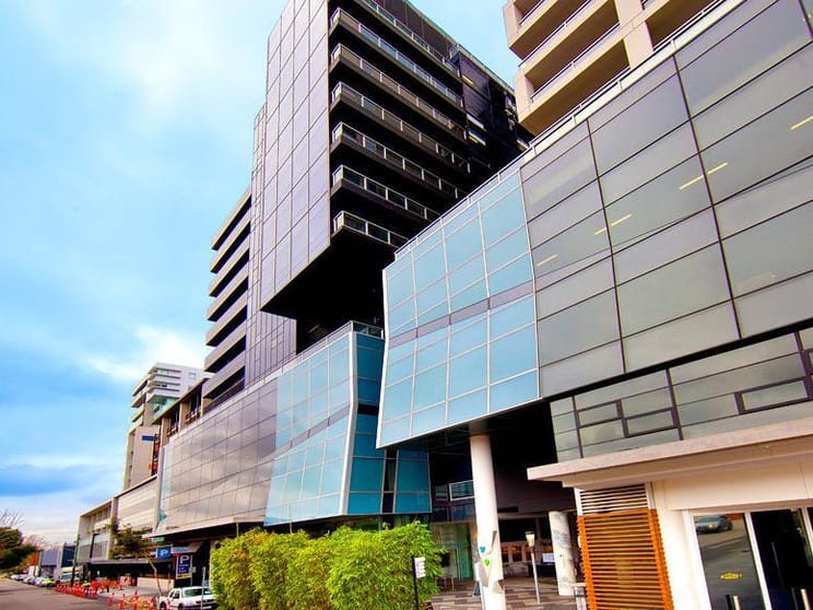 Click to view all images 9 Yarra Street South Yarra VIC 3141 - Image 1