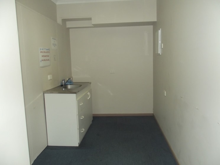 Click to view all images Suite 11/121 Boundary Road Paget QLD 4740 - Image 3