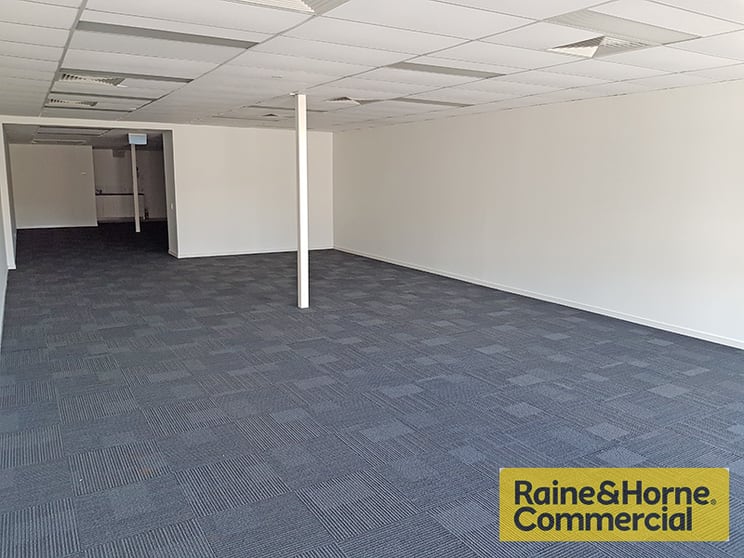 Click to view all images Chermside QLD 4032 - Image 3