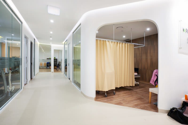 Click to view all images Level Ground, R211/7-11 The Avenue Hurstville NSW 2220 - Image 3