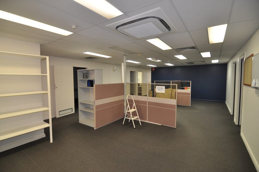 Click to view all images 211 Sturt Street Townsville City QLD 4810 - Image 3