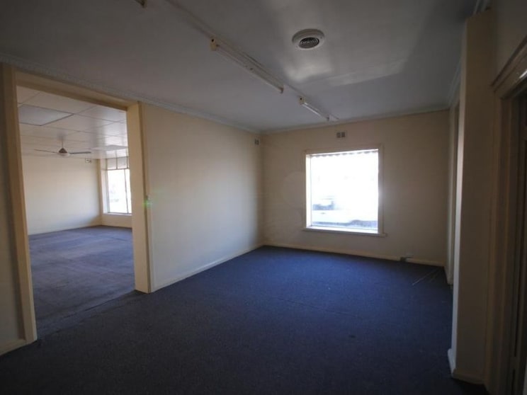Click to view all images Shop 1, 161 Grand Junction Road Ottoway SA 5013 - Image 3