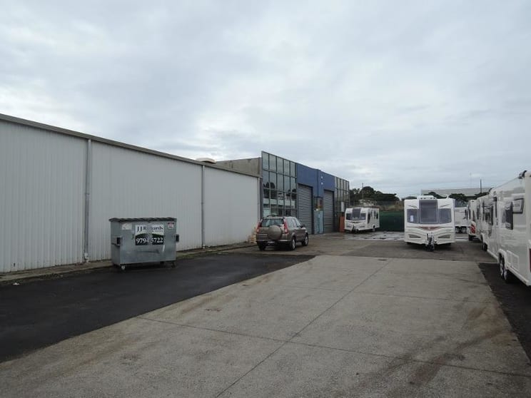 Click to view all images Factory 3, 60 Miller Street Epping VIC 3076 - Image 2