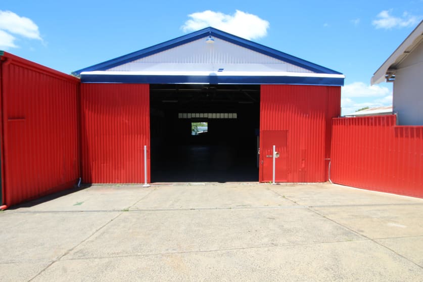 Click to view all images 80 Mort Street North Toowoomba QLD 4350 - Image 1