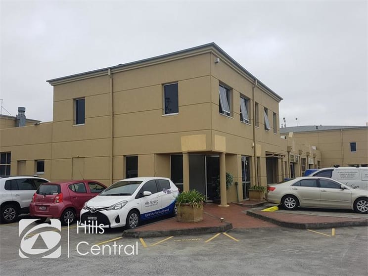 Click to view all images 17b/10 Gladstone Road Castle Hill NSW 2154 - Image 1
