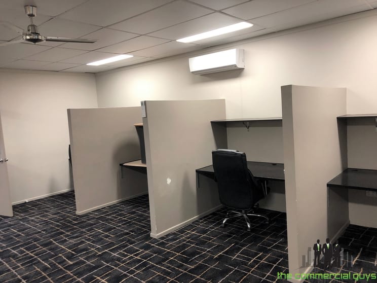 Click to view all images 1/397 Gympie Road Strathpine QLD 4500 - Image 3