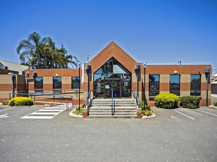 Click to view all images Portion of 221-223 Main South Road Morphett Vale SA 5162 - Image 1