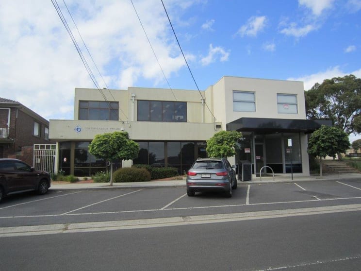 43 Clunies Ross Crescent Mulgrave VIC 3170 - Image 2