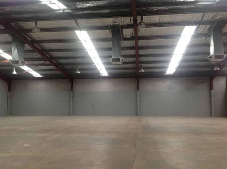 Click to view all images Unit 10/125 Barrington Street Bibra Lake WA 6163 - Image 2