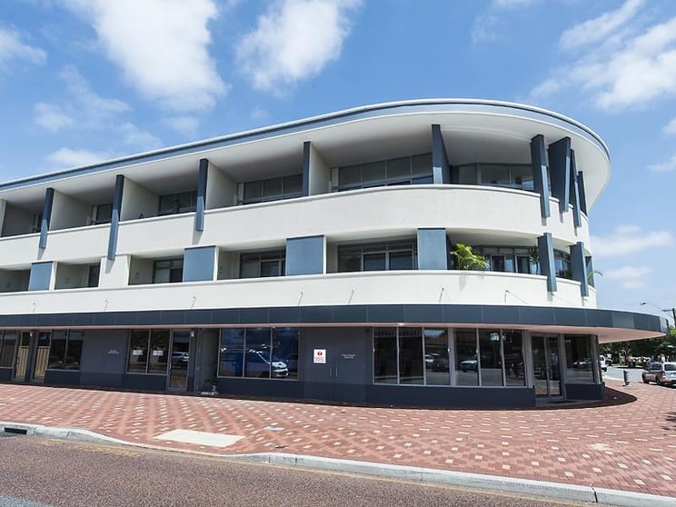 Click to view all images Shop 2/839 Beaufort Street Inglewood WA 6052 - Image 2