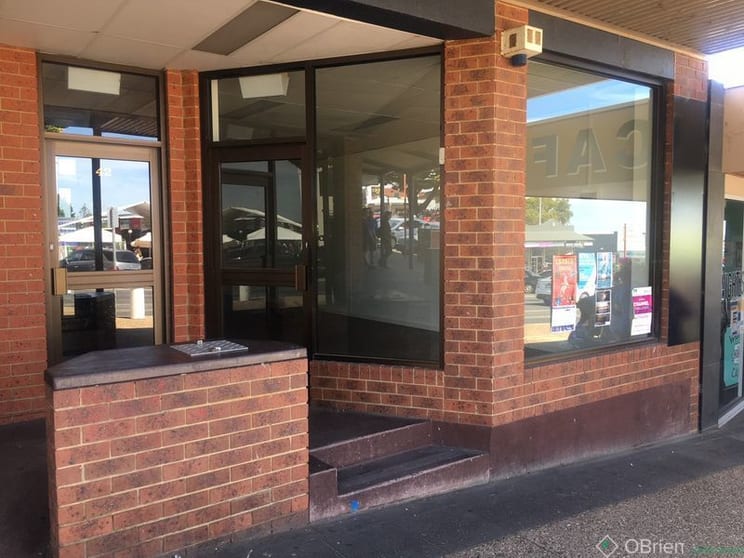 Click to view all images 2/42 Thompson Avenue Cowes VIC 3922 - Image 1