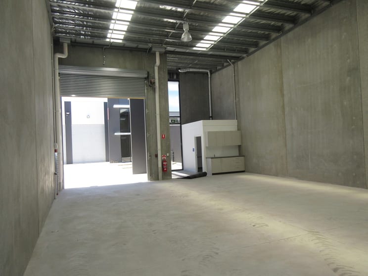Click to view all images 9/29 Hawker Street Airport West VIC 3042 - Image 3