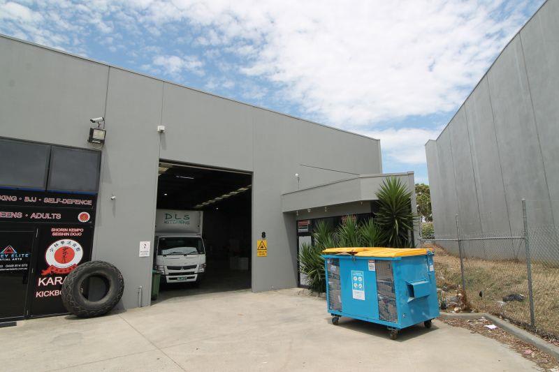Click to view all images 8/200 Sladen Street Cranbourne VIC 3977 - Image 1