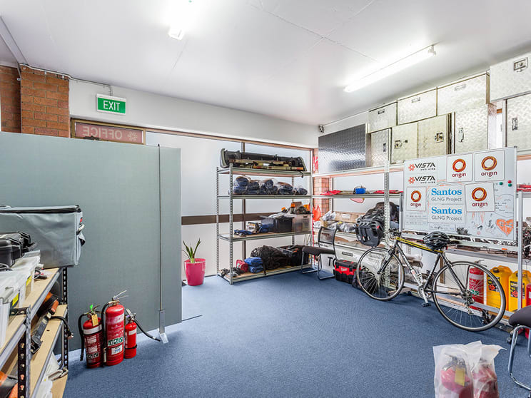 Click to view all images 5/27 Birubi Street Coorparoo QLD 4151 - Image 3
