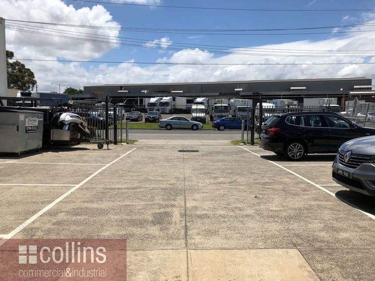 Click to view all images 15 B Frankston Dandenong Rd Dandenong VIC 3175 - Image 2