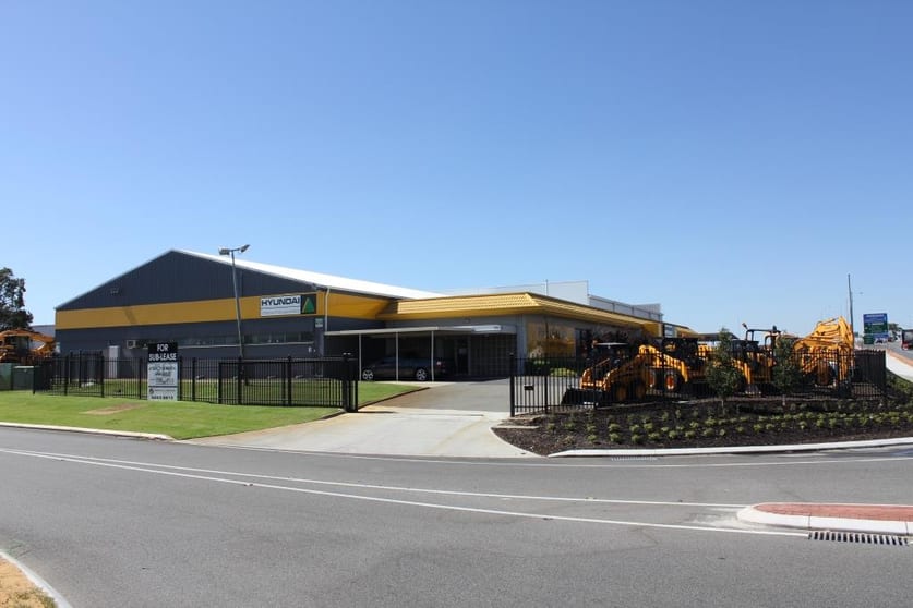 Click to view all images 174 Kewdale Road Kewdale WA 6105 - Image 1