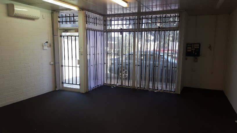 Click to view all images 1/88 Briggs Street Welshpool WA 6106 - Image 2