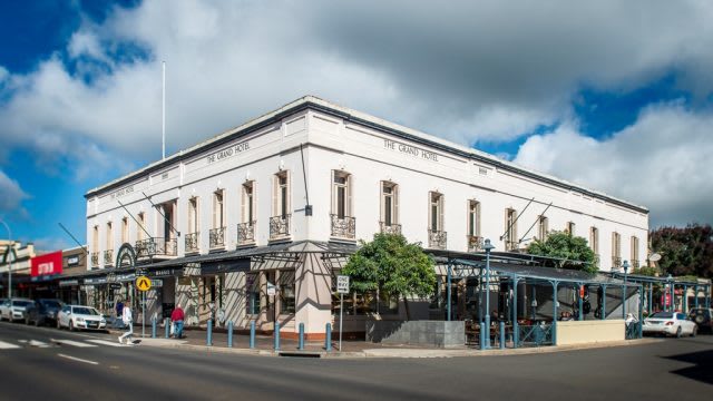 Click to view all images Shop 7B/291-297 Bong Bong Street Bowral NSW 2576 - Image 2
