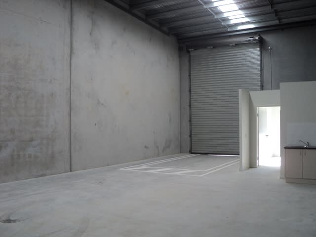 2/55 Commerce Circuit Yatala QLD 4207 - Image 3