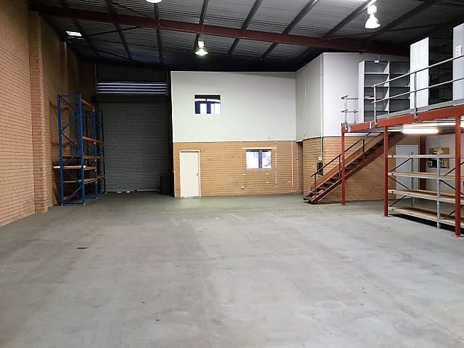 Click to view all images 1 McDermott Street Welshpool WA 6106 - Image 2