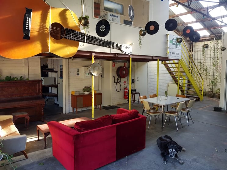 Click to view all images Rear/4 Stack Street Fremantle WA 6160 - Image 2