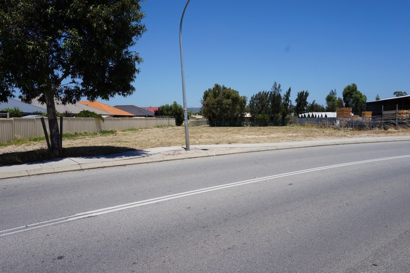 Click to view all images 81 Dundas Road High Wycombe WA 6057 - Image 2