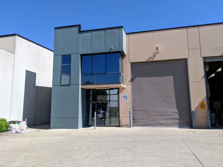 Click to view all images 14 Childs Road Chipping Norton NSW 2170 - Image 1