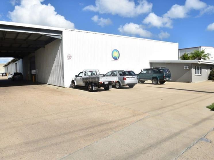 Click to view all images 2A/13 Caldwell Street Garbutt QLD 4814 - Image 3