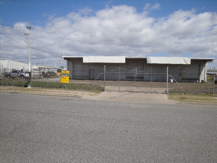 Click to view all images 18 Drewe Street Gladstone Central QLD 4680 - Image 2