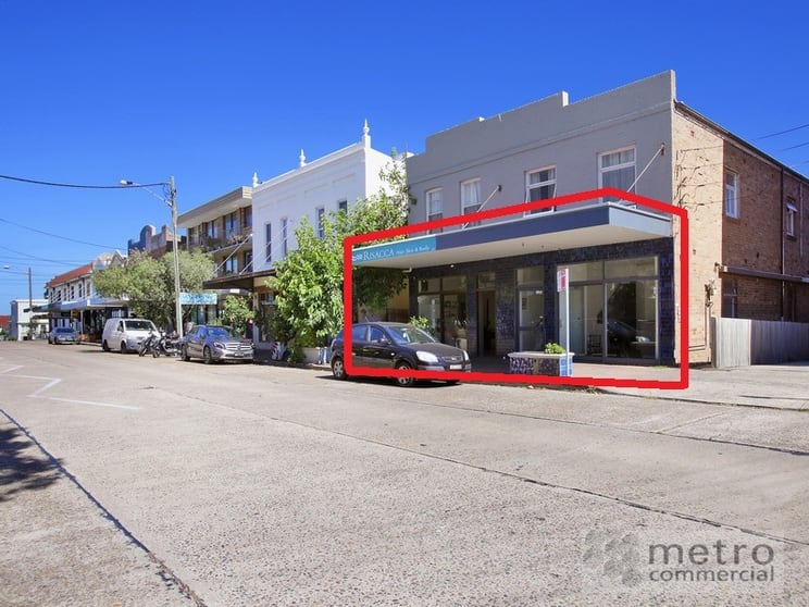 Click to view all images 127 Macpherson St Bronte NSW 2024 - Image 2