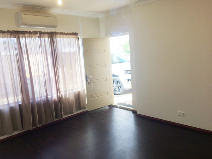 Click to view all images 3/58 Coolamon Blvd Ellenbrook WA 6069 - Image 2
