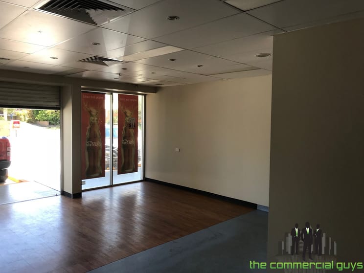 Click to view all images 7/57 Ashmole Rd Redcliffe QLD 4020 - Image 3