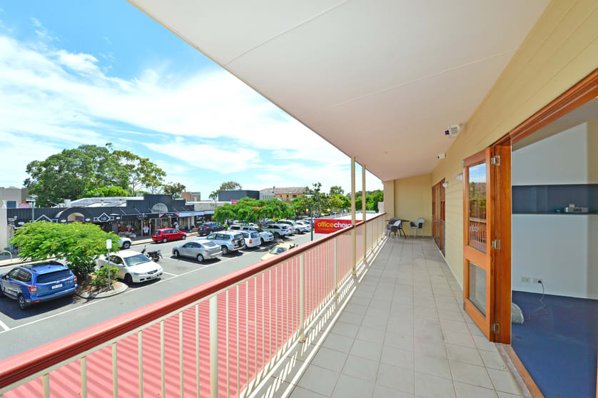 Click to view all images Suite 4/105 Poinciana Avenue Tewantin QLD 4565 - Image 2