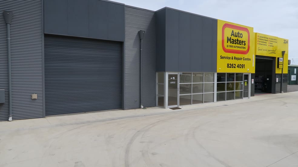 Click to view all images 222 Bridge Road Pooraka SA 5095 - Image 2