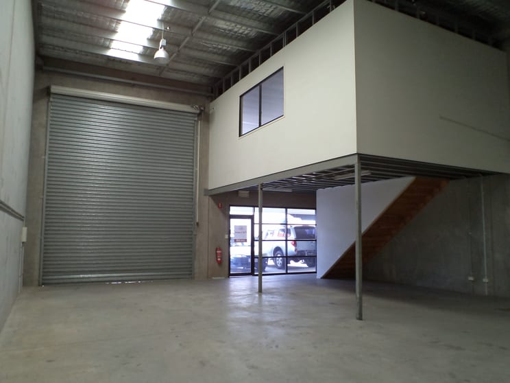 Click to view all images Unit 3/20-22 Ellerslie Road Meadowbrook QLD 4131 - Image 3