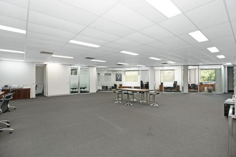Click to view all images 127 Whiteman Street South Melbourne VIC 3205 - Image 1