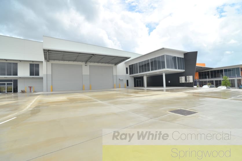 1/115 Corymbia Place Parkinson QLD 4115 - Image 1