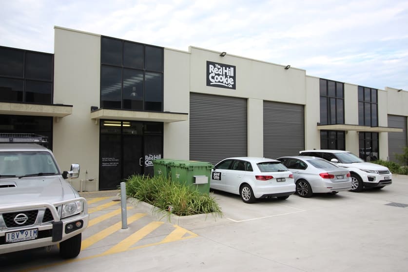 Click to view all images 2/5 Satu Way Mornington VIC 3931 - Image 1