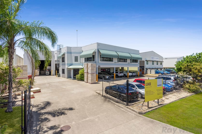 Click to view all images 20 Container Street Tingalpa QLD 4173 - Image 1